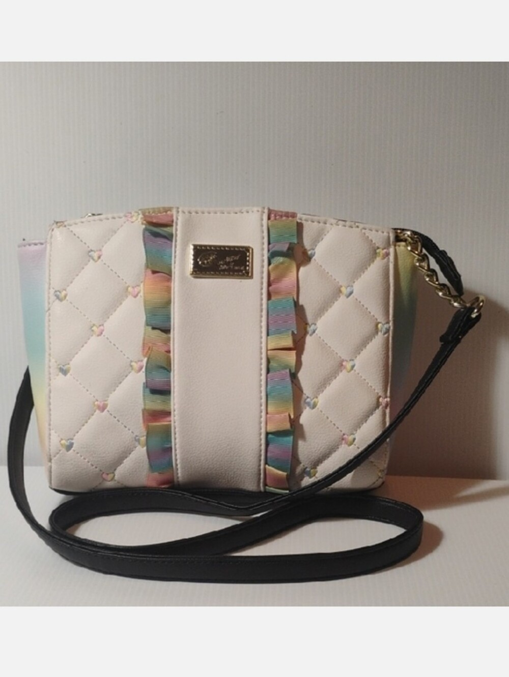 Betsey Johnson Quilted Cream Crossbody with Pastel Ribbon Accents.. EUC
